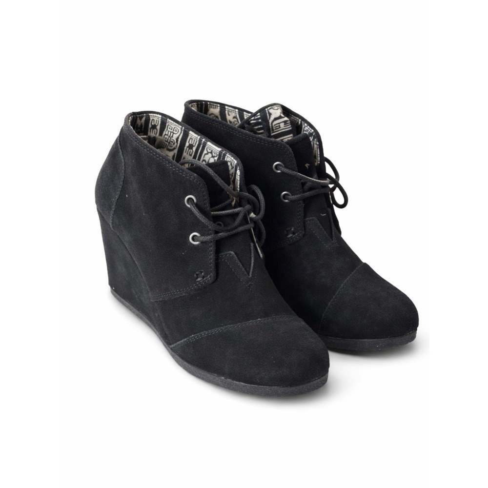 TOMS Desert Wedge Ankle Boots Women's Size 7 Black Suede Lace Up Nice